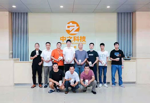 祝天下所有的父親，節(jié)日快樂(lè)！